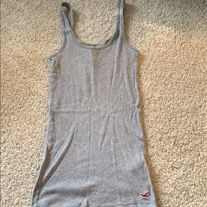 Gray tank top